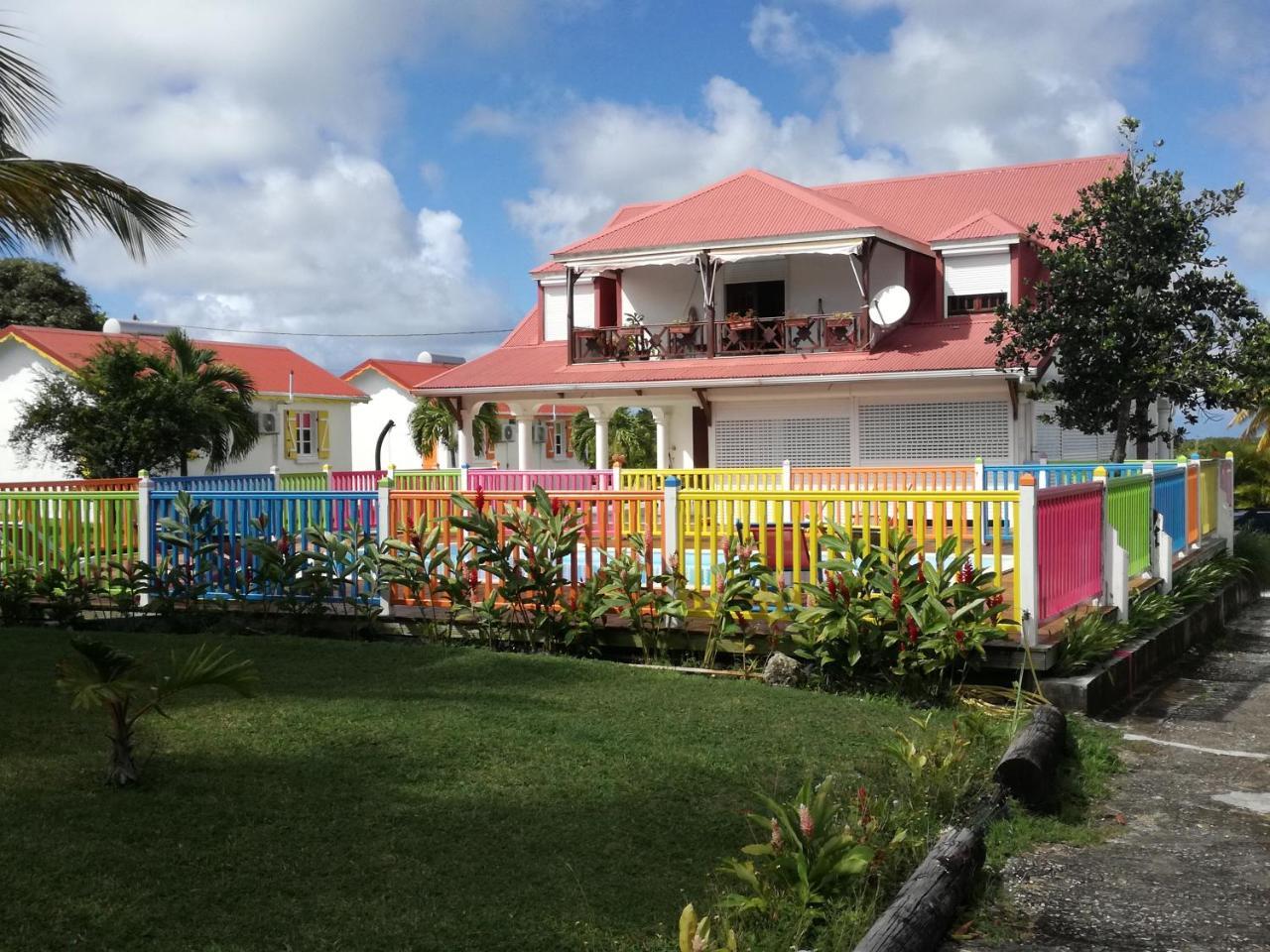 Hotel Au Jardin De Beausejour Capesterre Exterior foto